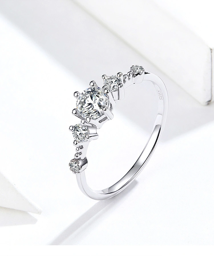 Zircon Platinum-Plated Ring, European And American Fashion Temperament Girl Ring