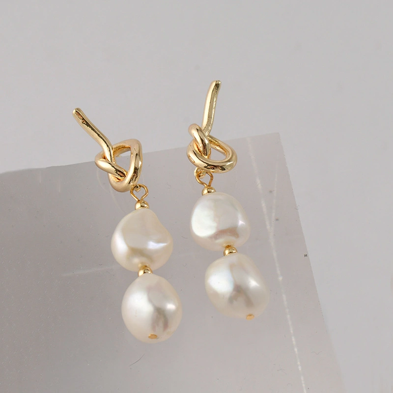 Natural Baroque Pearl European And American Simple Stud Earrings