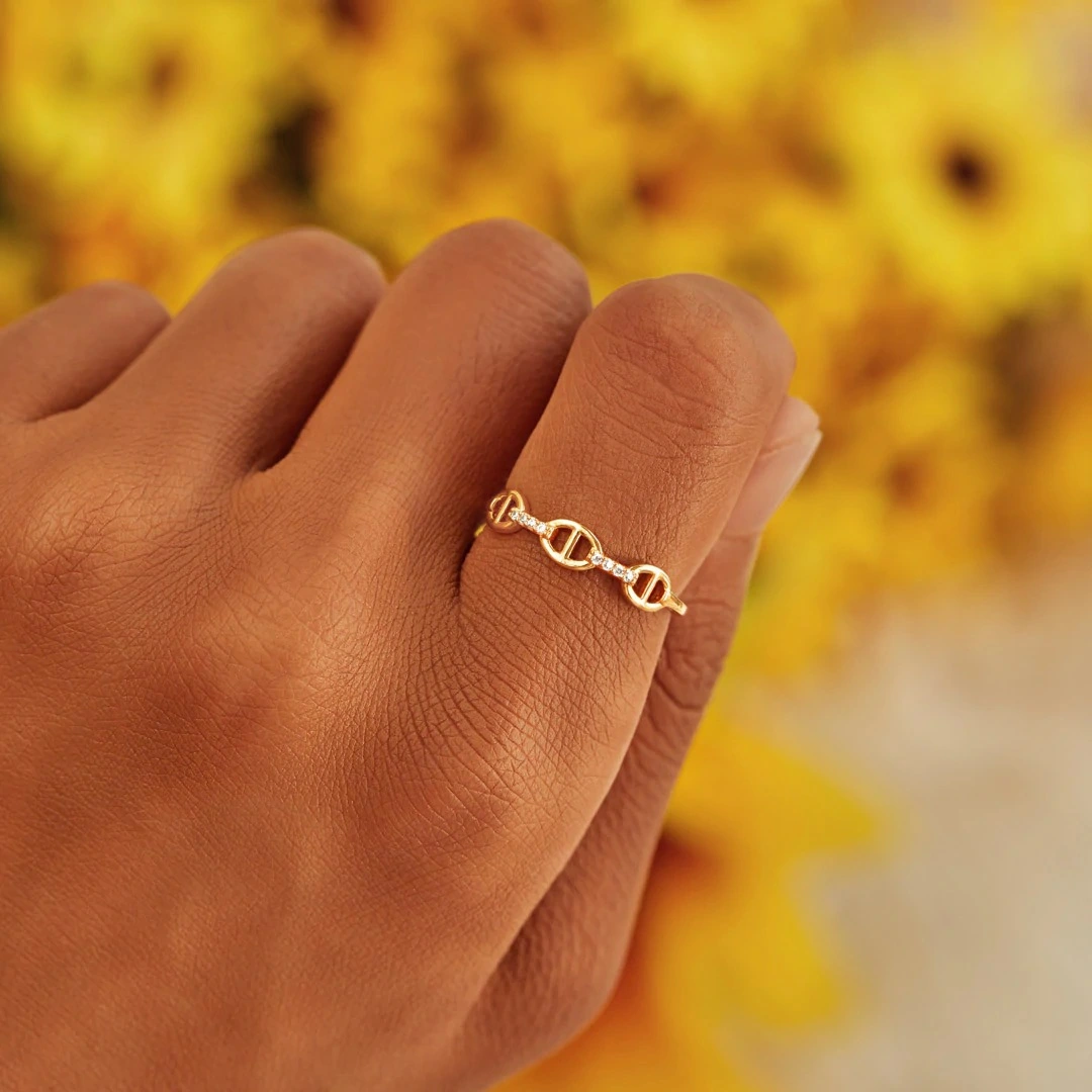 Women's S925 Sterling Silver Chain Ring With Diamonds
