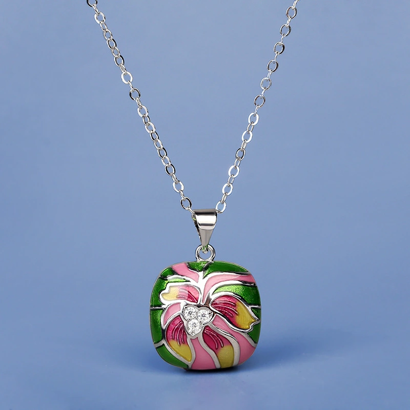 Rustic Enamel Pendant Rose Necklace For Women