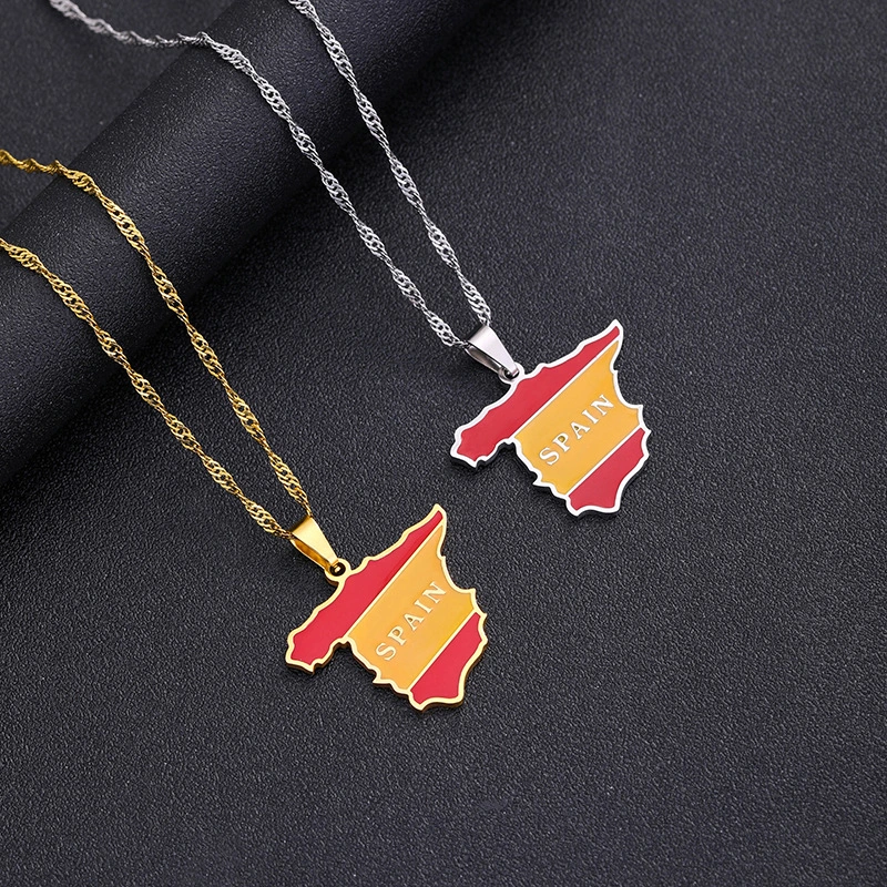 European And American Retro Drip Oil Spain Map Necklace