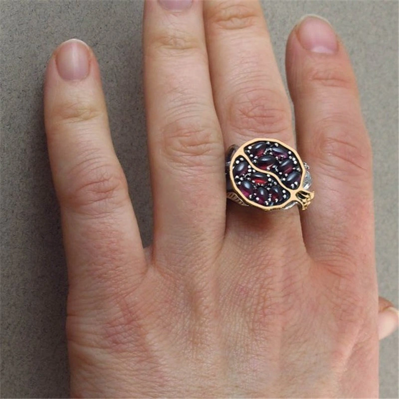 Women's Trendy Garnet Tree Vine Black Gold Ring