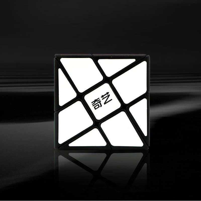 Third-order Variant Windmill Magic Cube