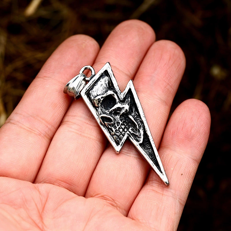 Retro Punk Lightning Skull Titanium Steel Pendant