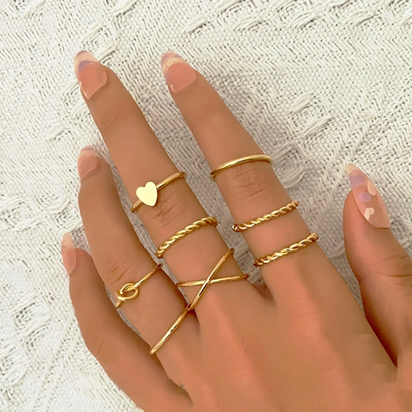 Fashion Heart Shaped Alloy Ring