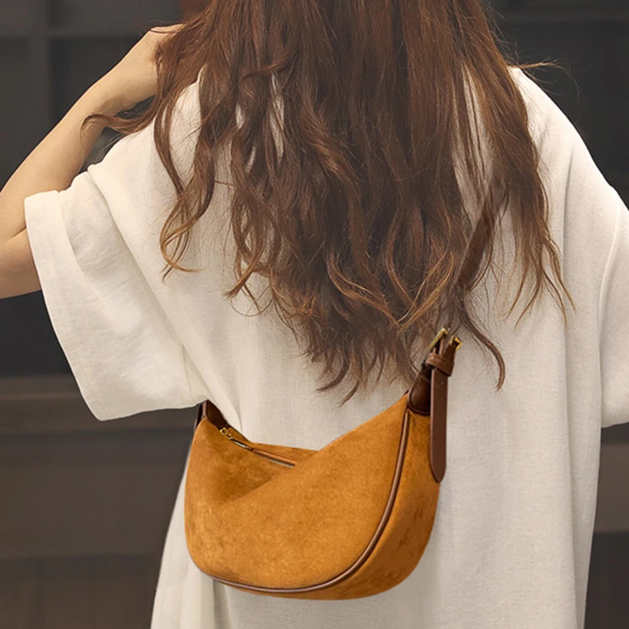 Women's High-quality Textured Dumpling Bag Messenger