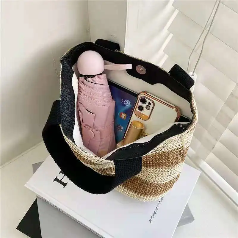 Women's Fashionable New Knitting Handbag