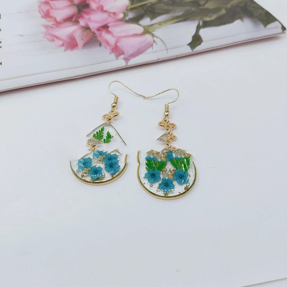 Women's Natural Dry Flower Drop Earrings