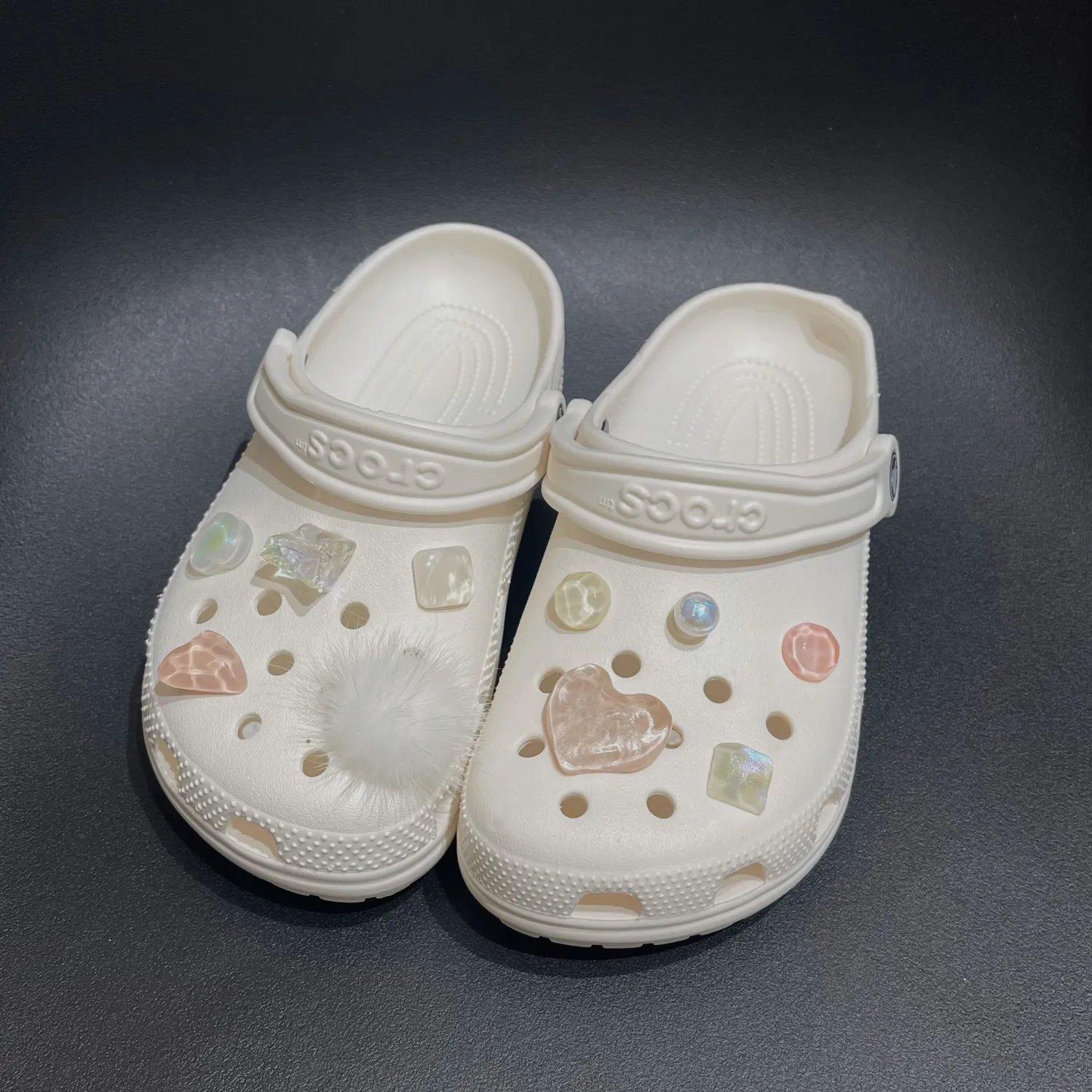 Hole Shoes Ice Snowball Buckle
