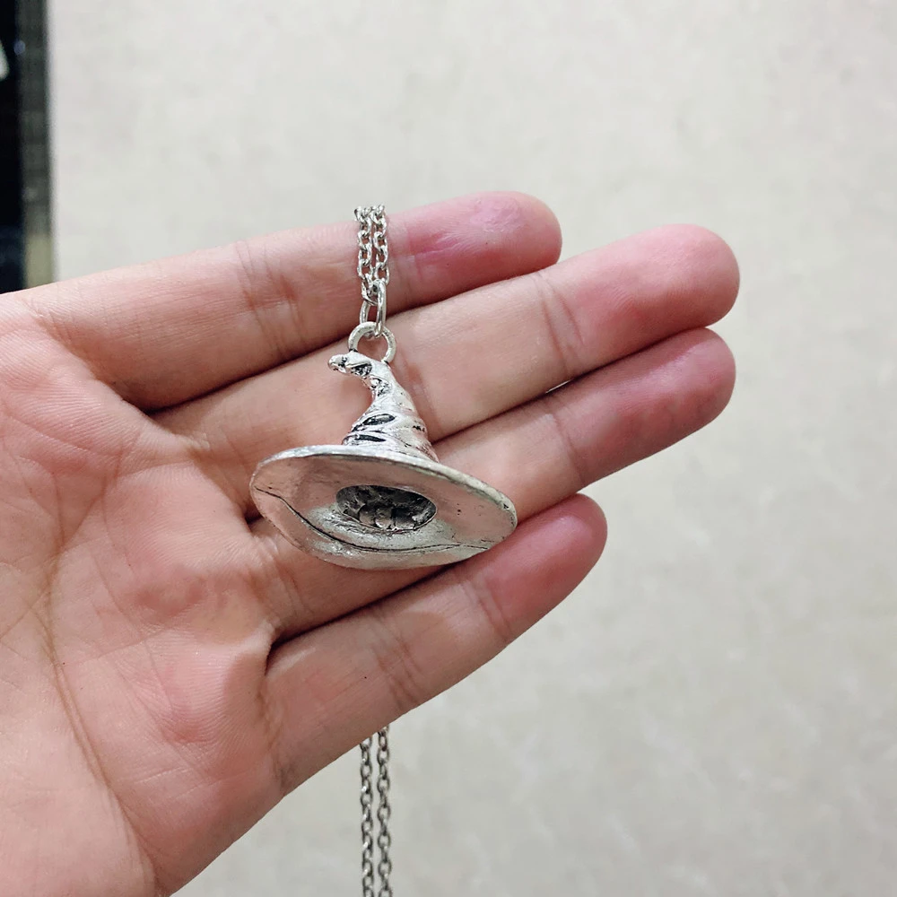 Men's And Women's Fashion Alloy Hat Shape Pendant Necklace