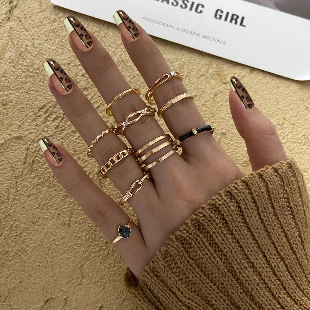 Vintage Hollow Black Joint Ring Set