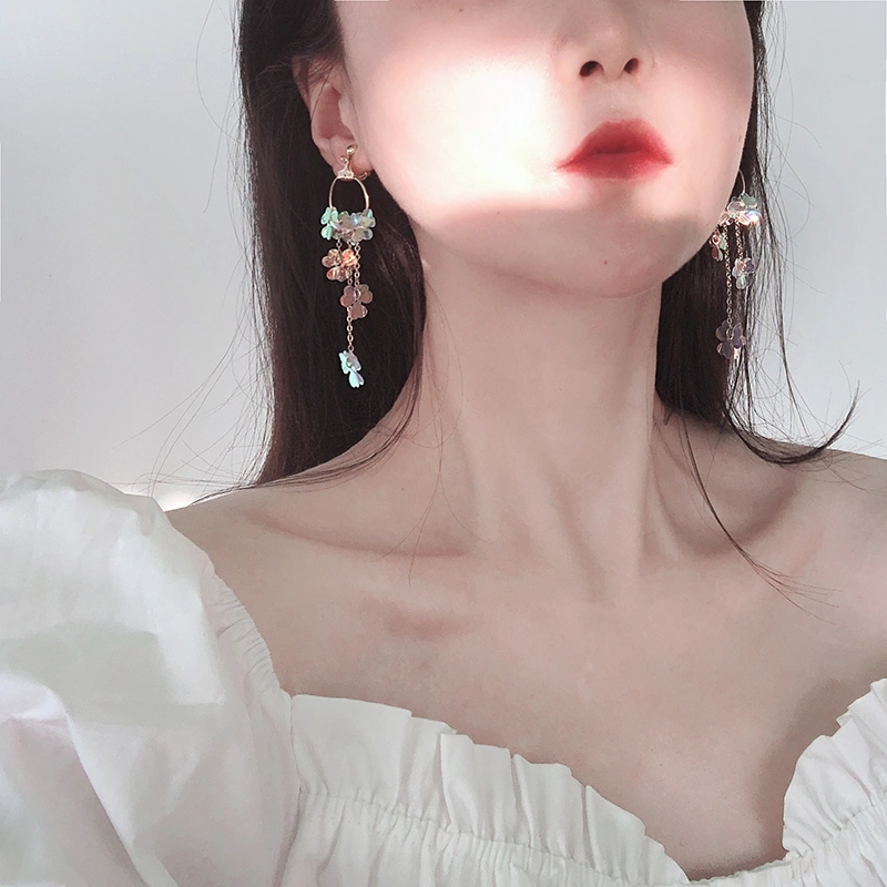 Fourleaf Grass Flower Ring Tassel Earrings