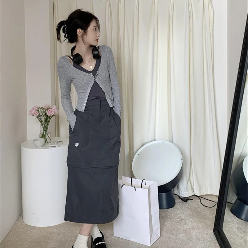 Grey Retro Female Design Sense Niche A-line Skirt