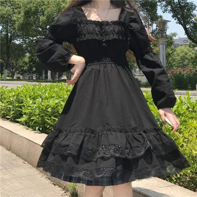 2023 lace paneled dark puff sleeves Hepburn little black dress women's autumn dress new gentle light luxury design sense dress