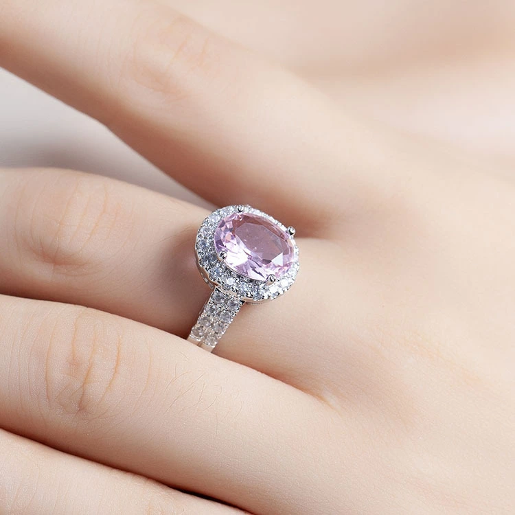 Women's Fashion Ring With Zirconia Fine Diamonds