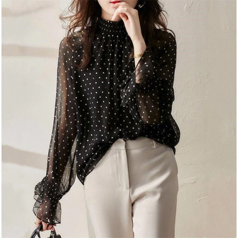 Shirt women's spring 2023 new foreign style shirt chic small shirt age reduction beautiful long-sleeved women's top tide