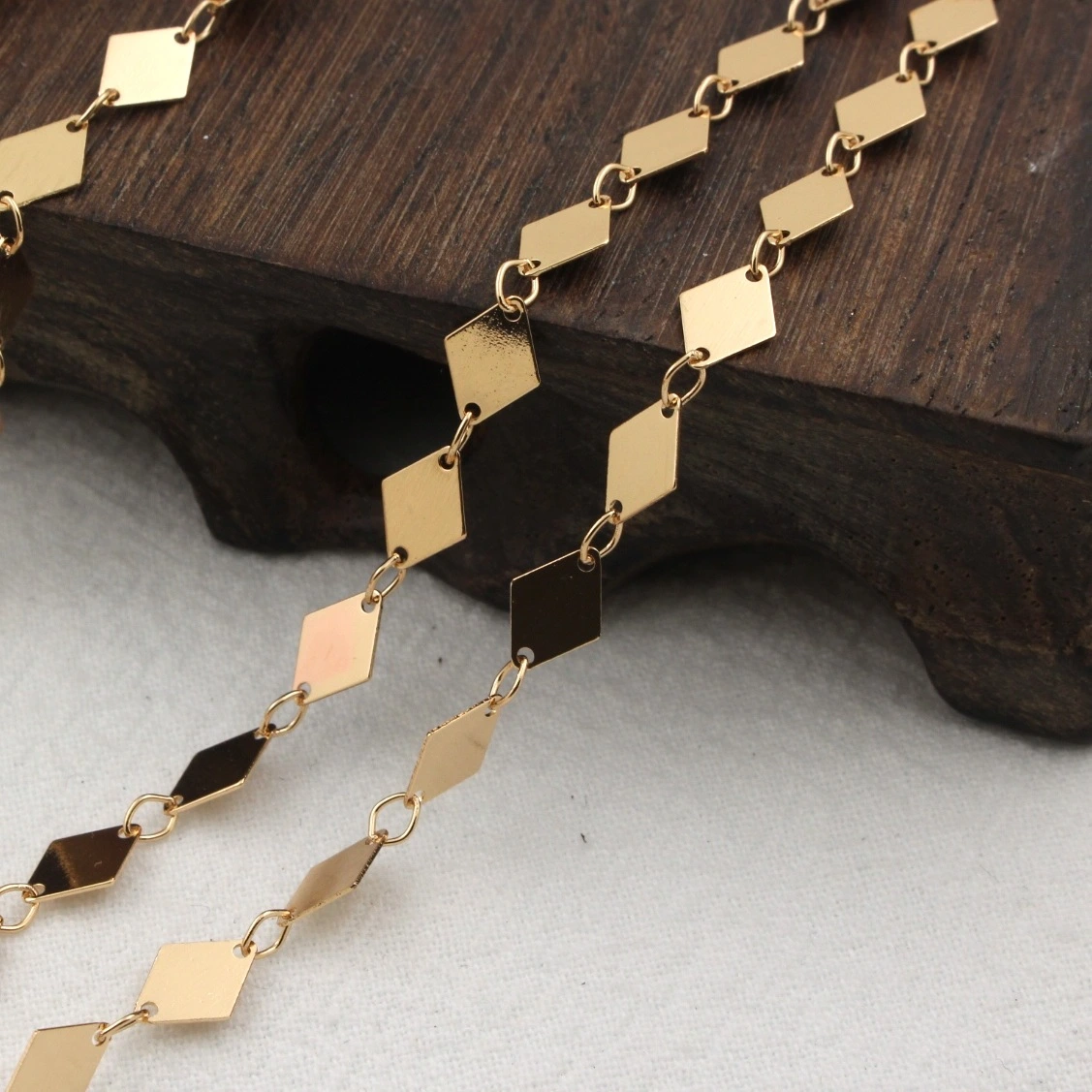 Ancient Pure Copper Square Diamond Hand Chain