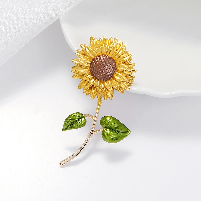 Retro Three-dimensional Double Layer Sunflower Brooch Female Accessory