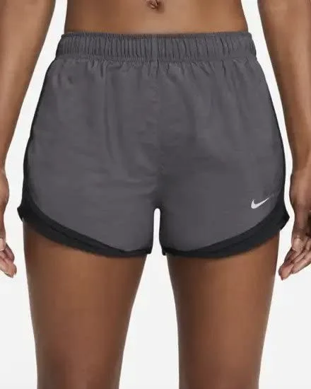Nike Women's Dri-fit Tempo Track 3.5 Short