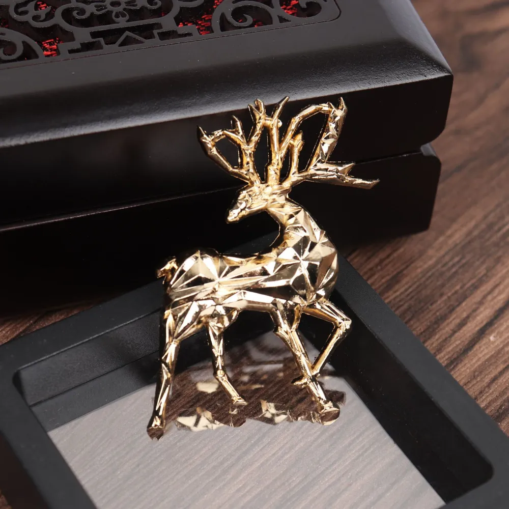 Three-dimensional Fawn Brooch Gold Christmas