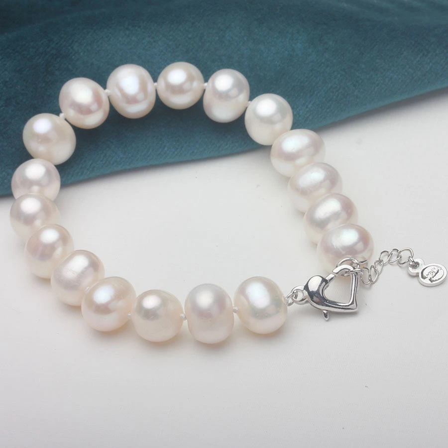 Women's Freshwater Pearl Bracelet