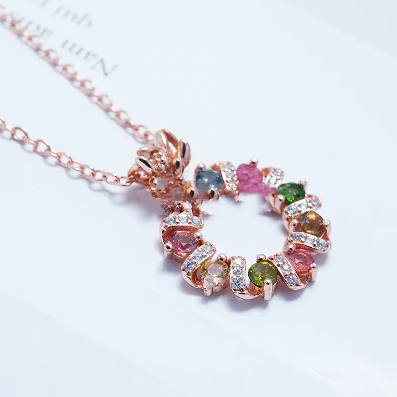 Women's Fashion Dry Spin Peony Flower Crown Doughnut Pendant Necklace