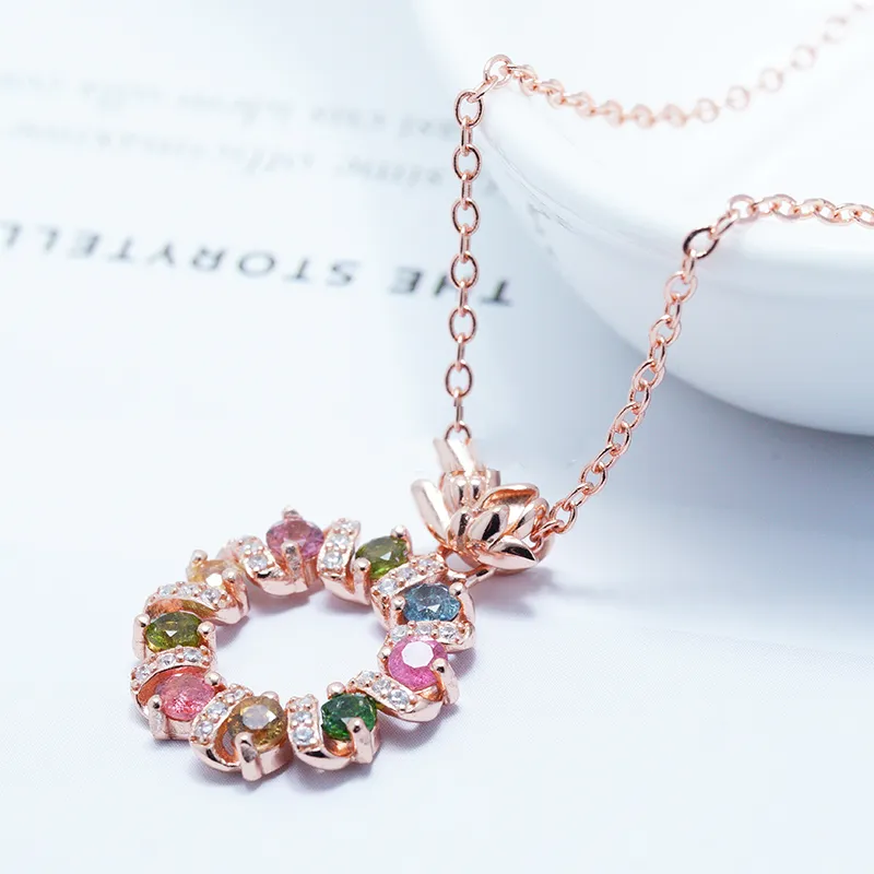 Women's Fashion Dry Spin Peony Flower Crown Doughnut Pendant Necklace