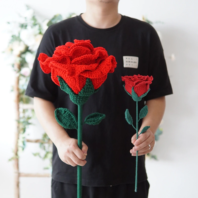 Fashion Handmade Red Roses Knitted Bouquet