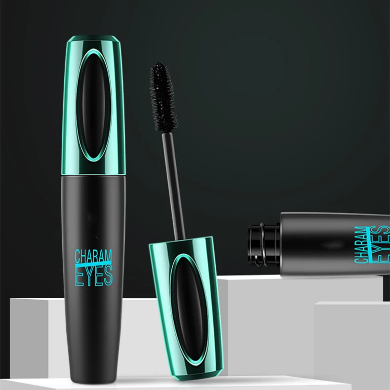 Volume And Curl Mascara With No Smudging And Lengthening