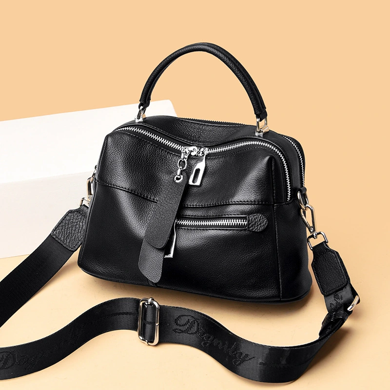 Large Capacity European And American Shopping Shoulder Bag