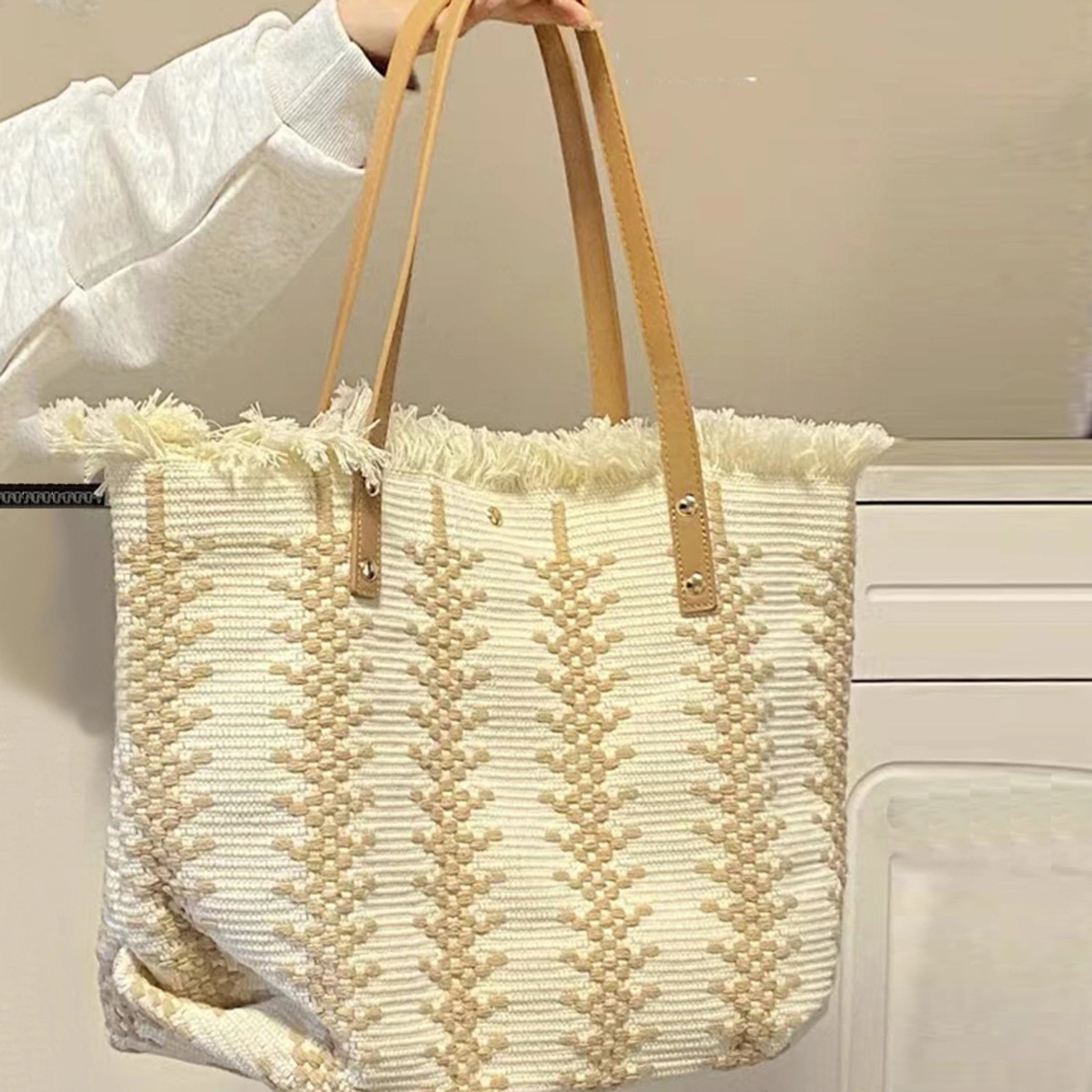 Large Capacity Casual And Versatile Korean College Style On The Shoulder Tote Bag