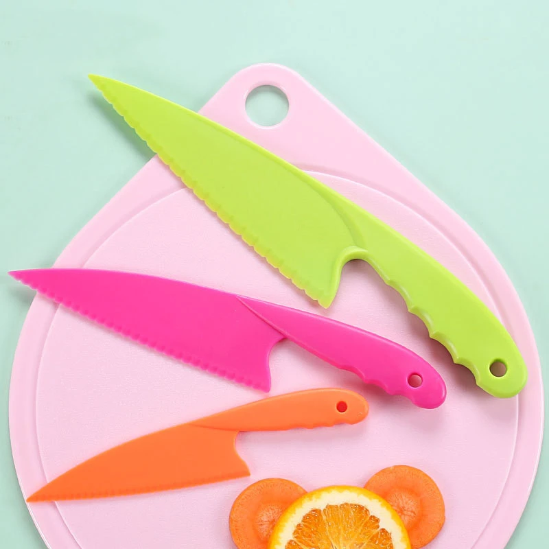 Children's Plastic Fruit Bread Dessert Knife Set