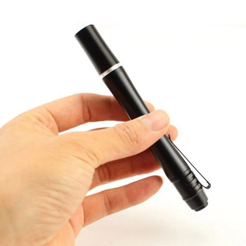 Fashion Minimalist Aluminum Pen-shaped LED Flashlight