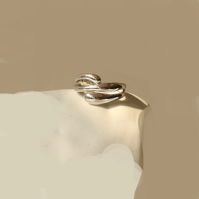 Brass White Gold Plated Geometric Line Winding Design Simple Ring