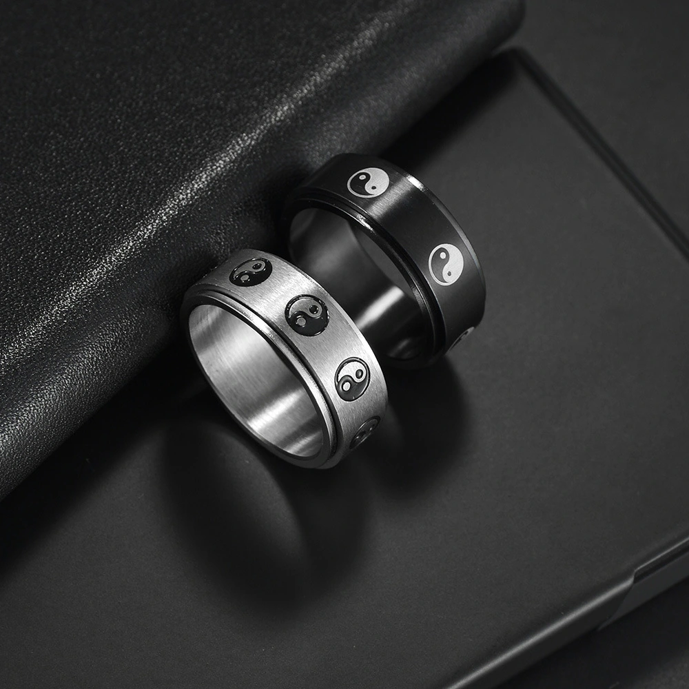 Men's And Women's Fashion Stainless Steel Turning Decompression Gossip Ring