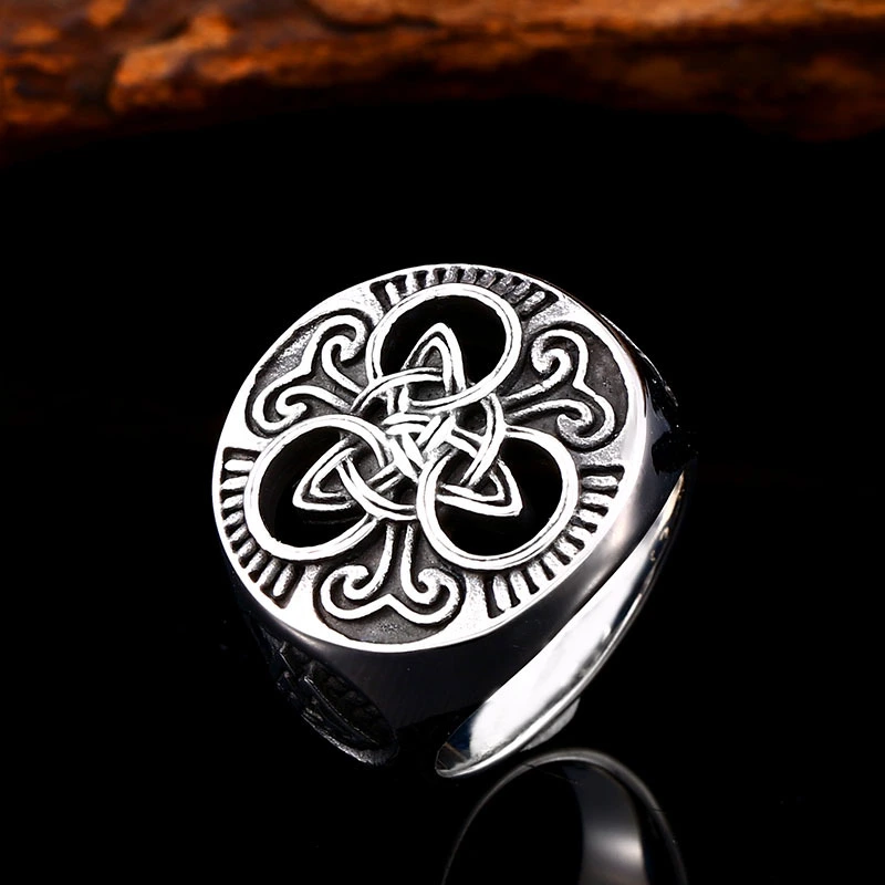 Fashion And Personalized Titanium Steel Men's Ring