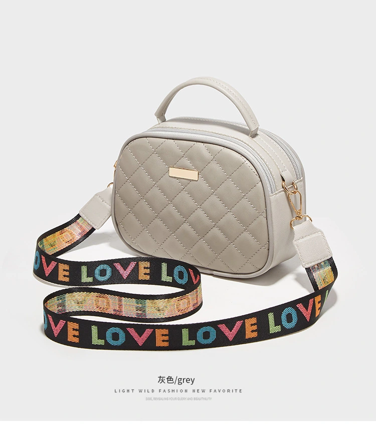 2023 New women's double zipper Ringer embroidered shoulder bag