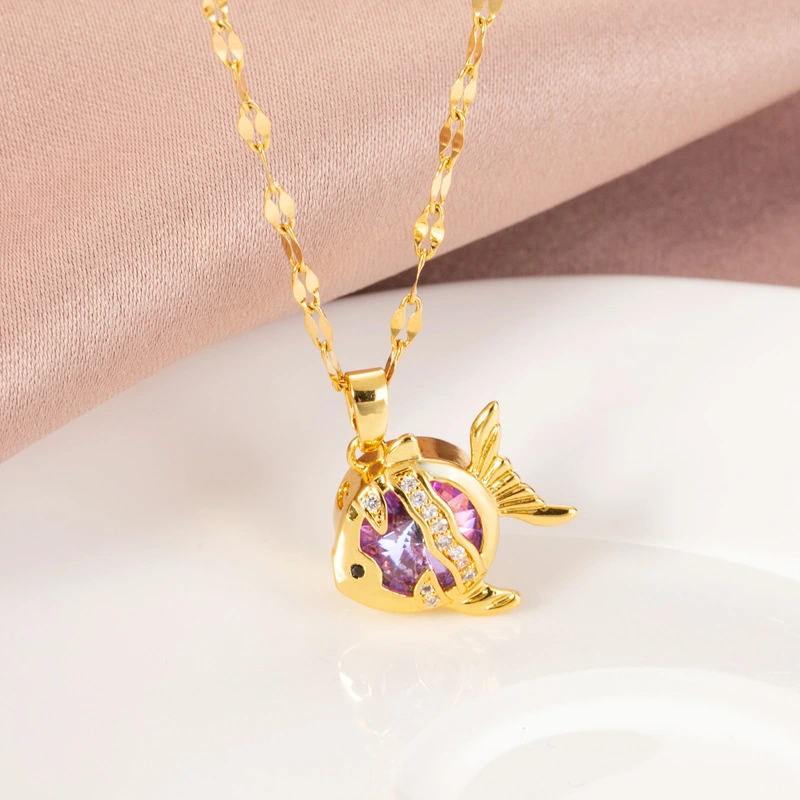 Colorless Inlaid Diamond Flying Fish Necklace