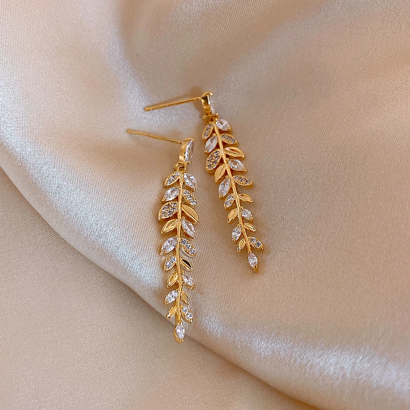 Silver Needle Wheat Leaf Metal Rhinestone Tassel Earrings