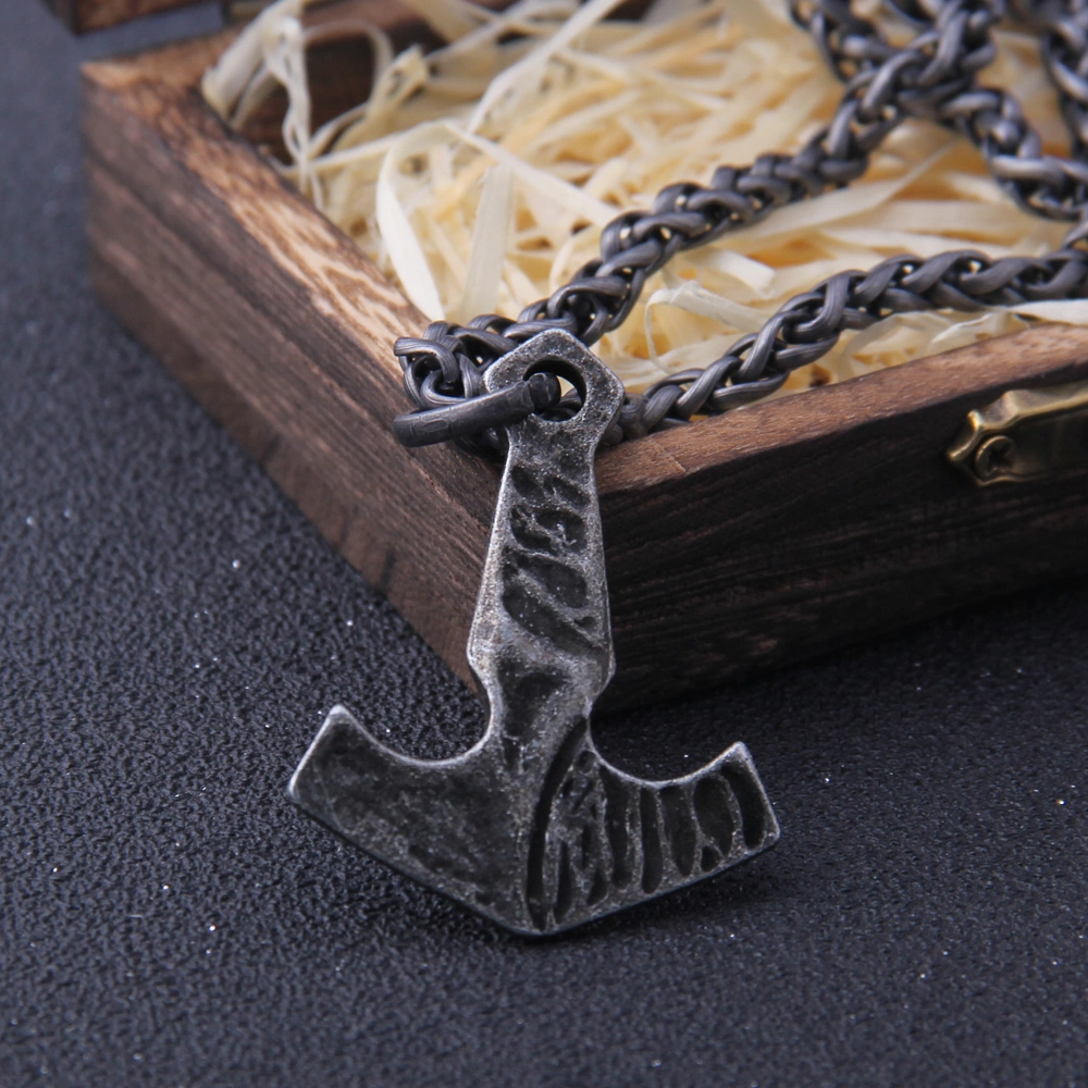 Fashion And Trendy Jewelry Metal Necklace