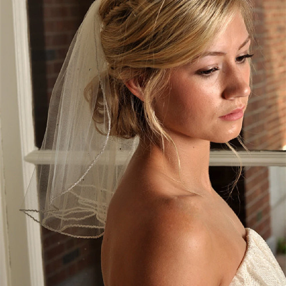 Bridal Fashion Short Pearl Veil