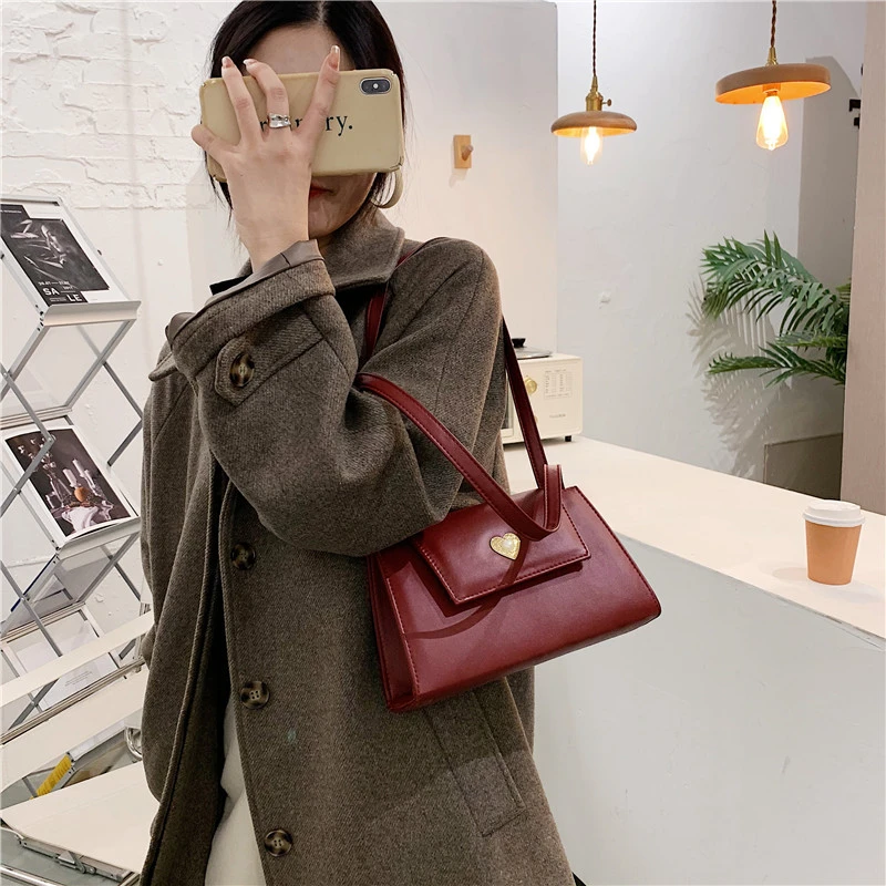 Retro Love Female Texture One-shoulder Casual Bag