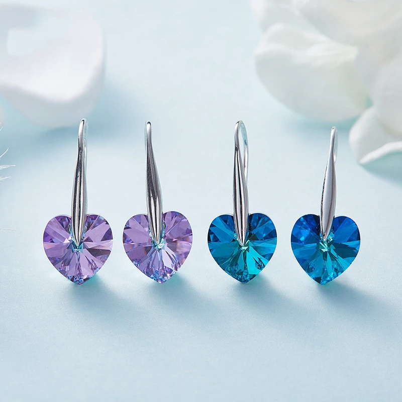 Simple And Versatile Creative Heart-shaped Crystal Earrings