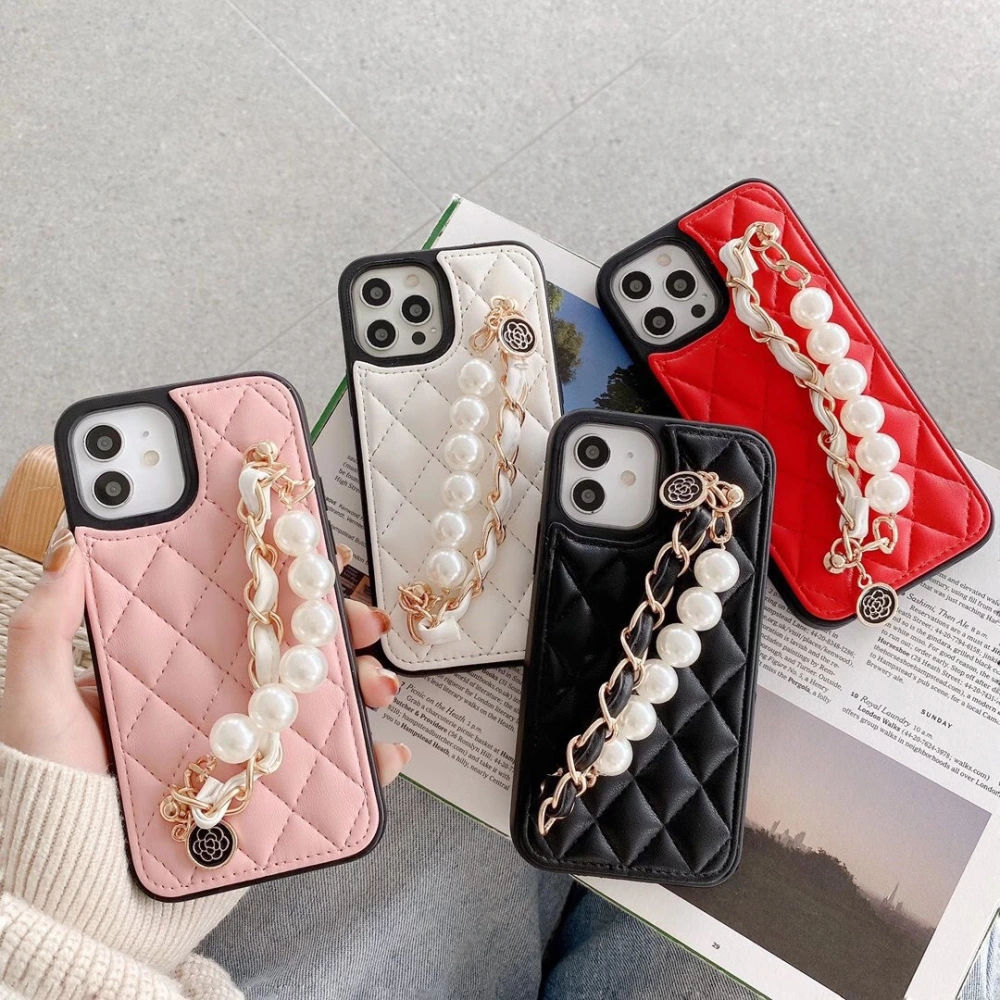 Small Fragrance Pearl Bracelet Phone Case Leather Full Cover