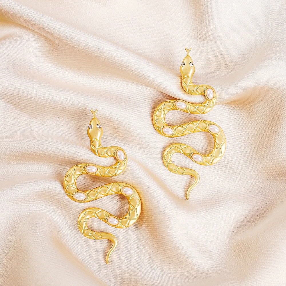 Alloy Three Dimensional Engraving Snake Shaped Earrings