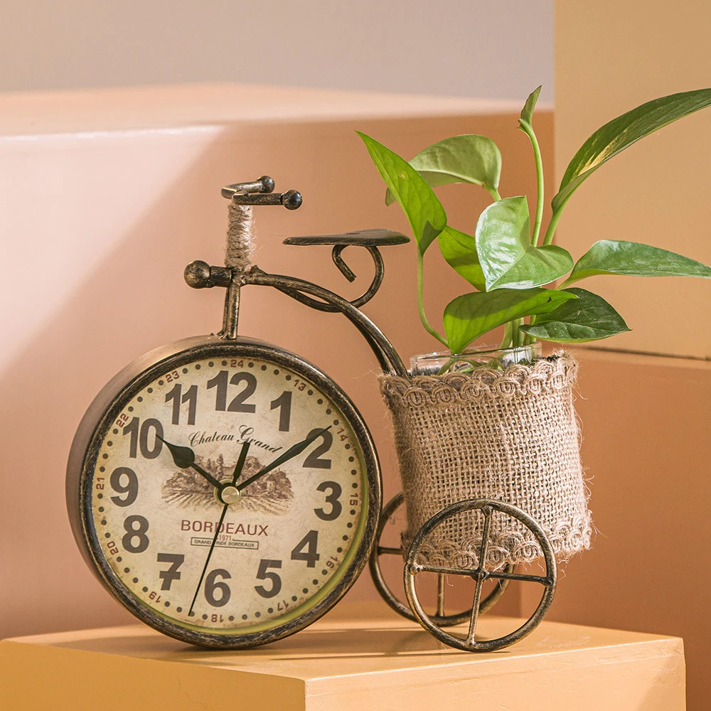 Desktop Living Room Simple And Creative Mute Clock Ornaments