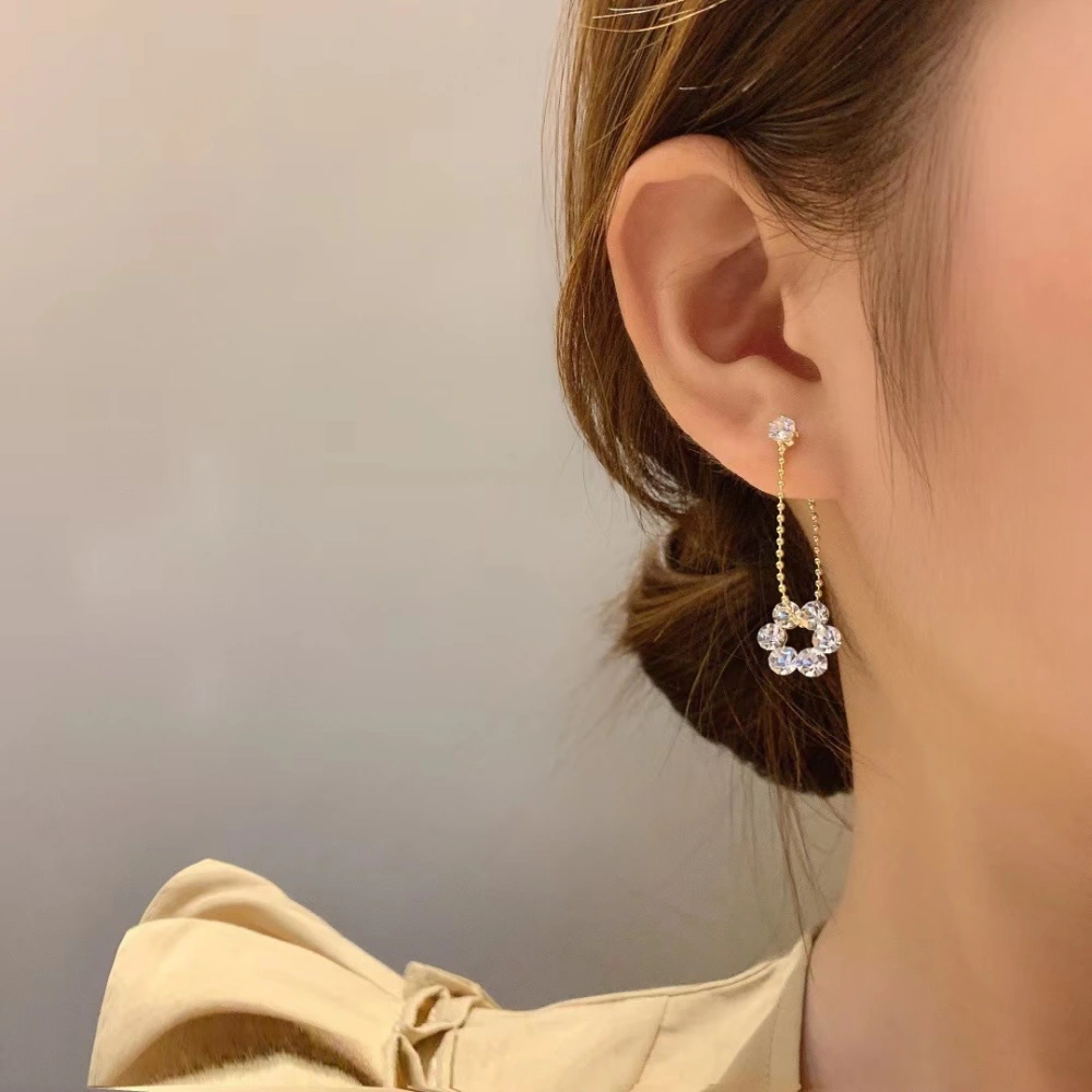 Fashion Women's Silver Diamond Flower Earrings