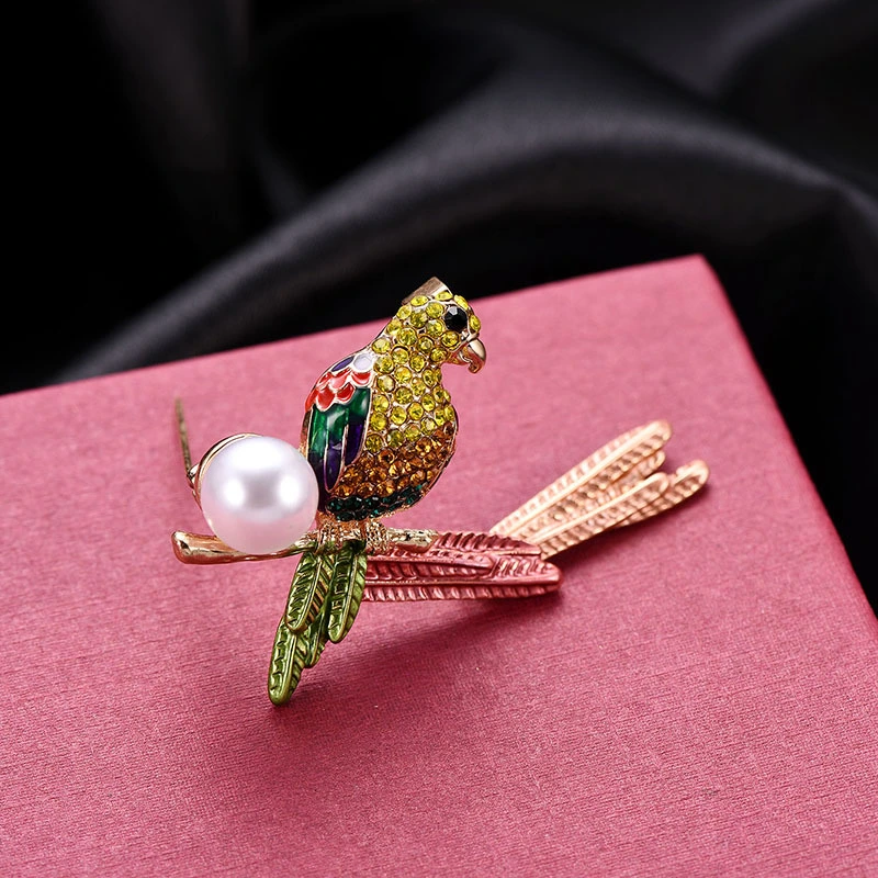 Natural And Simple Bird Brooch