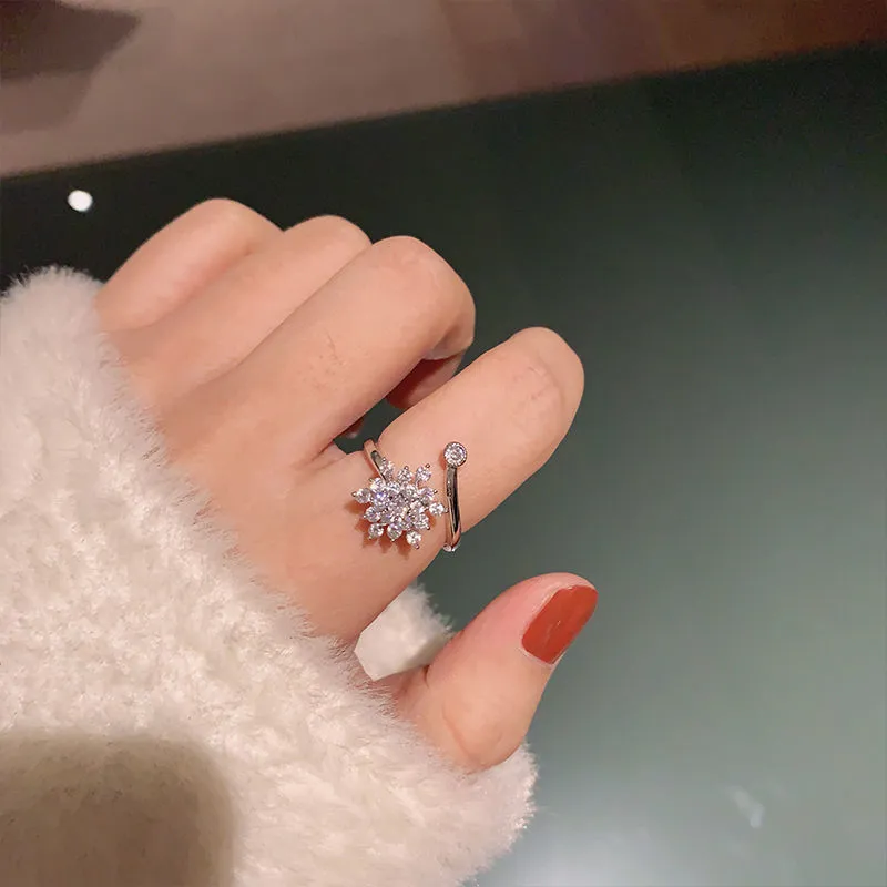 Turning Snowflake Rotatable Ring Simple
