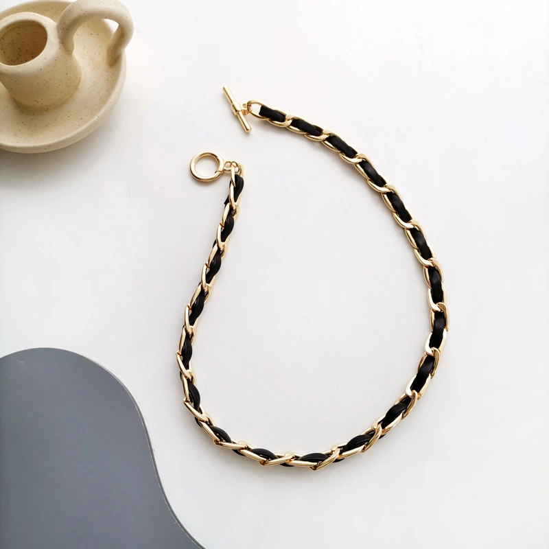 Korean Retro Small Incense Black Necklace